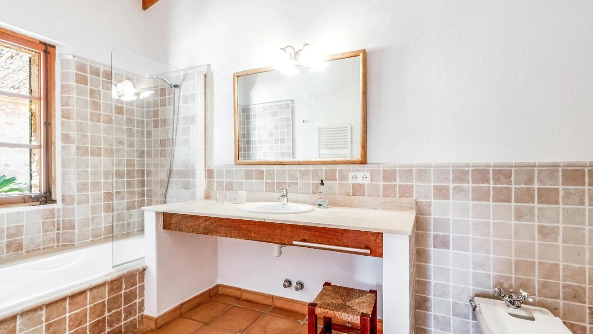 Traditional Pollensa Villa 3 Bedrooms Villa Rellafonta Mountain Views Short Drive To Town Beach  Pollença