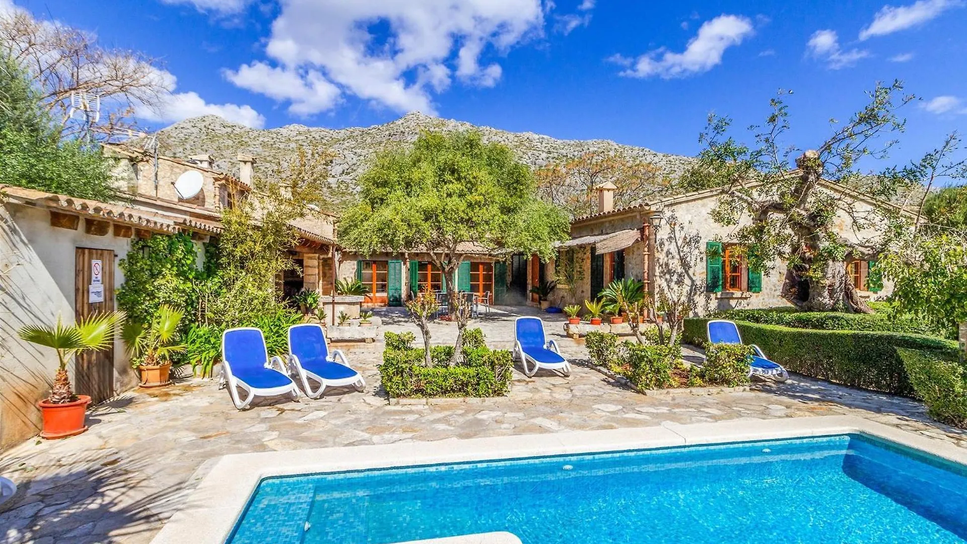 Traditional Pollensa Villa 3 Bedrooms Villa Rellafonta Mountain Views Short Drive To Town Beach Ισπανία